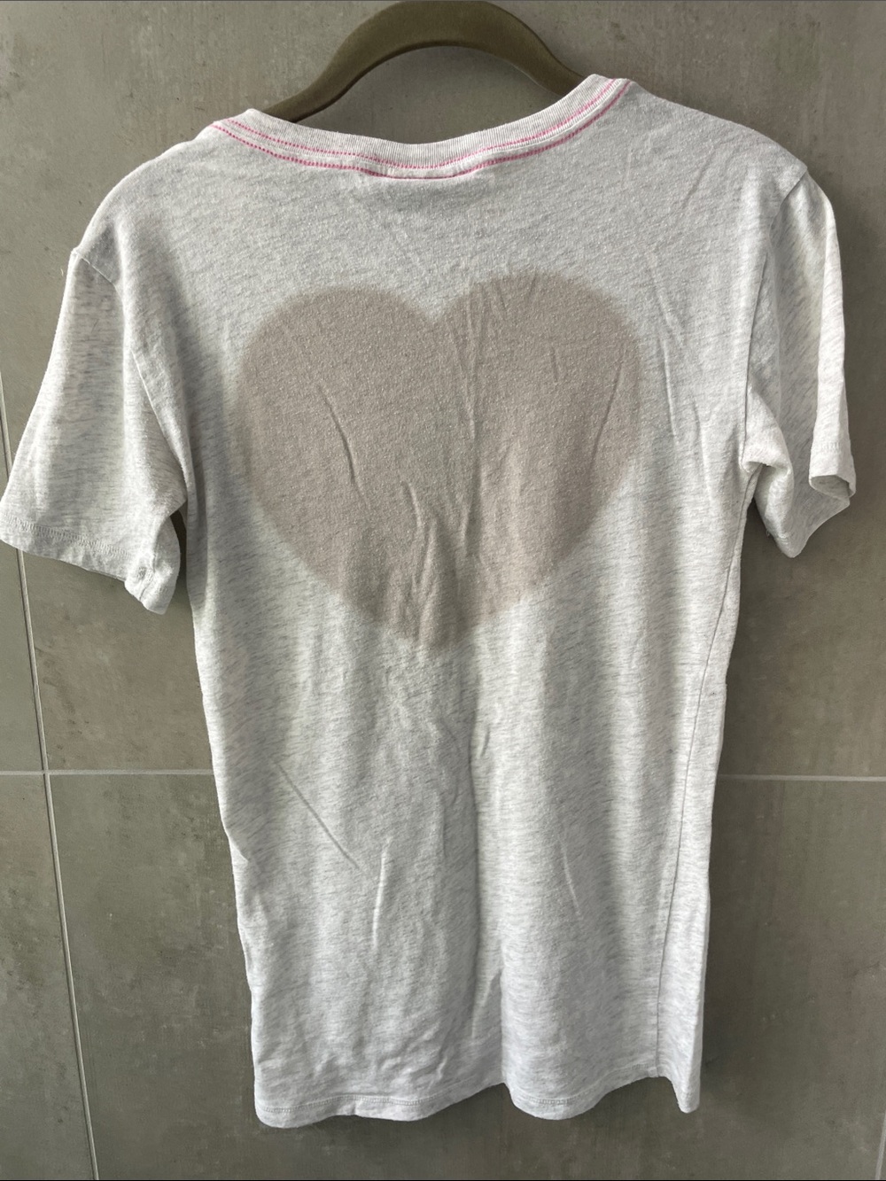 PINK Victoria's Secret Light Gray V‑Neck Tee! SIZE: XS with Pink Stitching! Y2K!